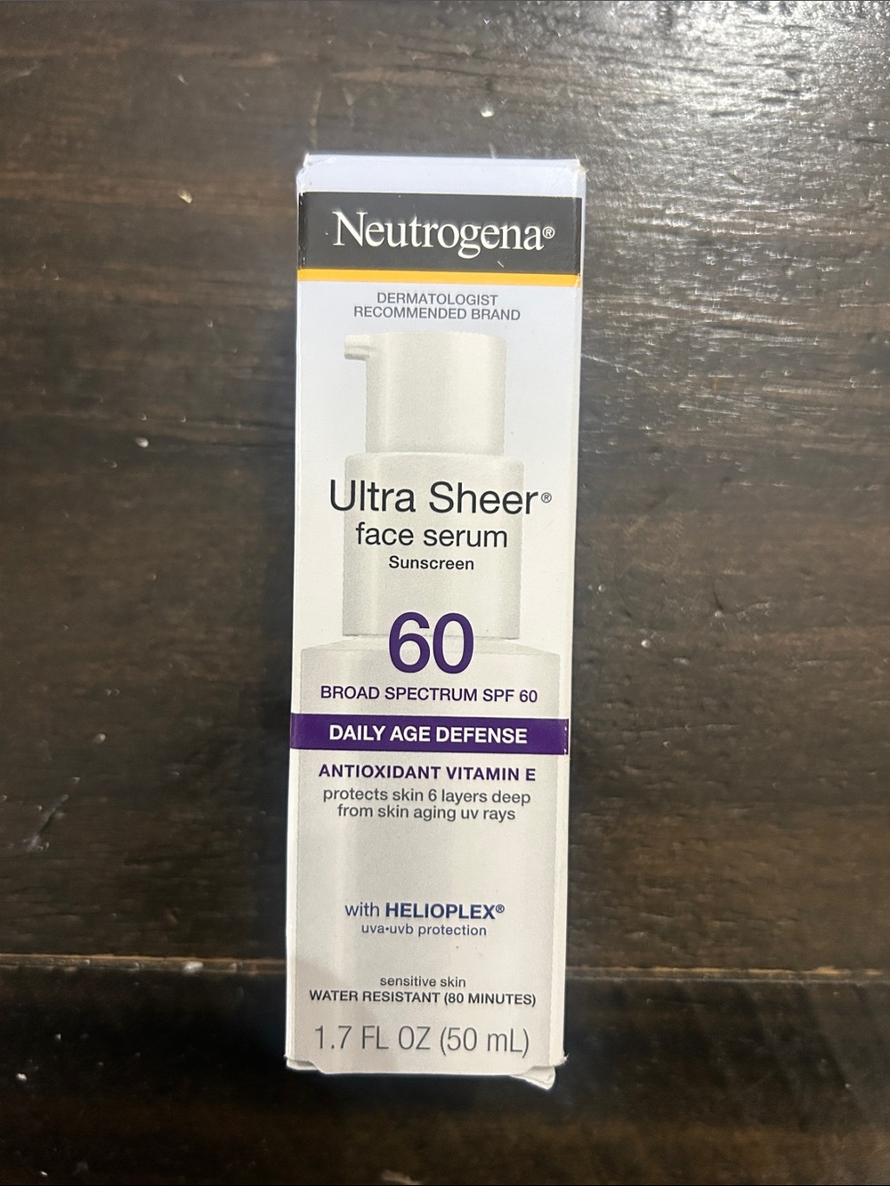 Neutrogena Ultra Sheer Face Serum SPF 60 - White & Purple Accents
